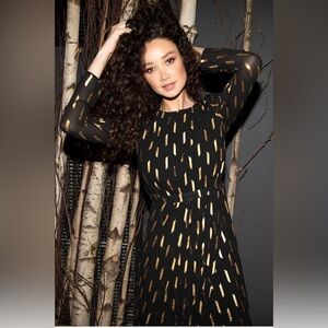 Yumi Kim Black and Gold Nina Midi Dress 🥂 cocktail 🥂 🪩 party 🪩 NYE 🪩